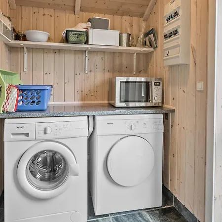 度假居 Awesome In With Sauna *